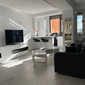 Апартаменты Luxury Two Militari M3, Бухарест