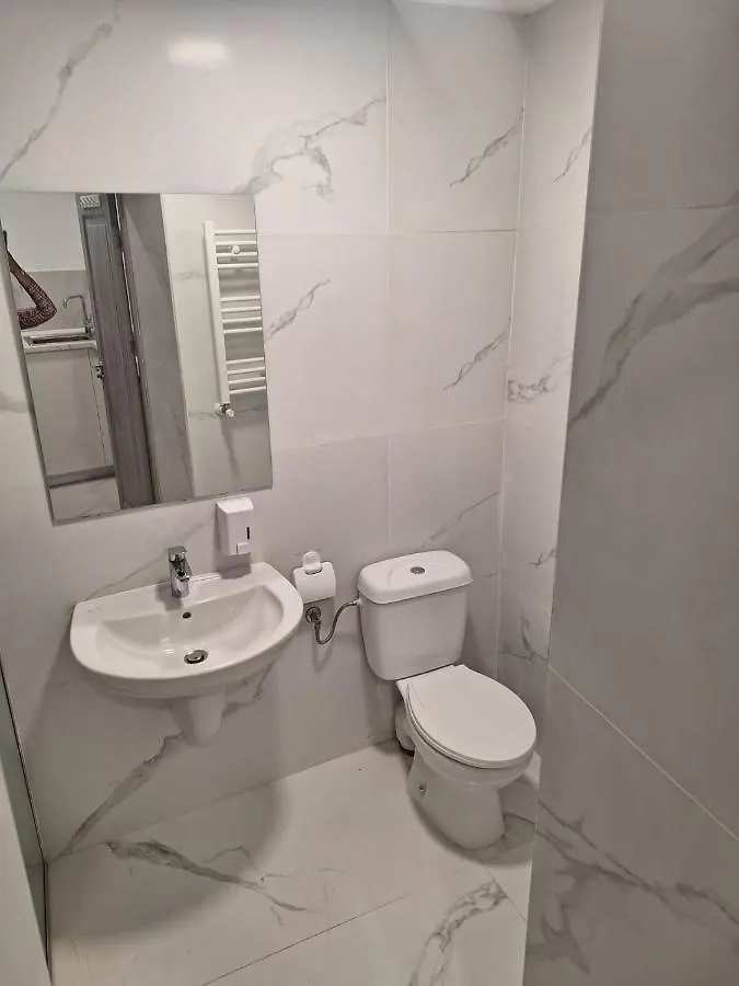 The Continental Studios Bükreş Apart Otel